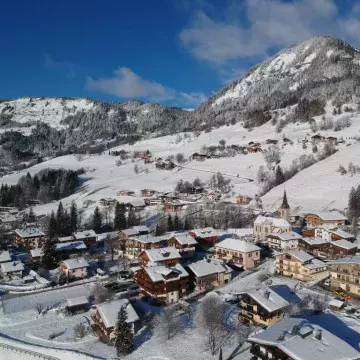 Praz sur Arly le village en hiver